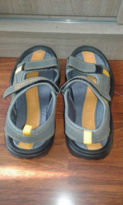 3 Pary Sandałów Rozmiar 39, 40, 41