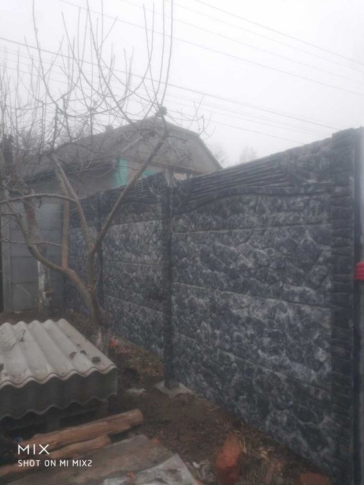 Бетонний паркан,встановлення