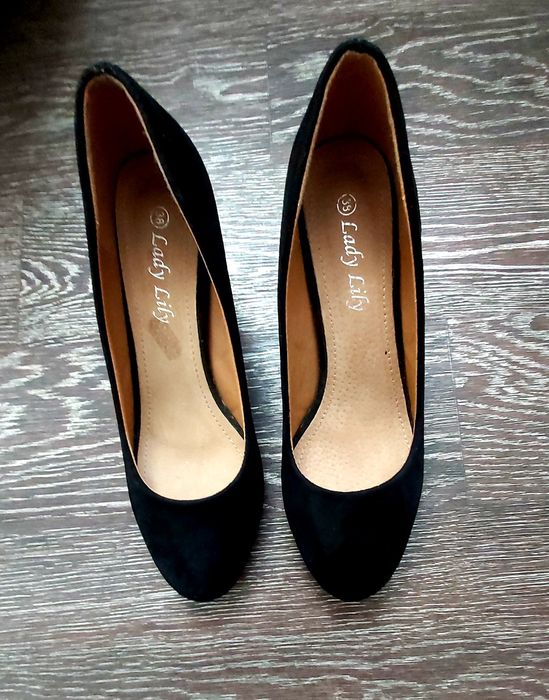 Туфли замшевые новые