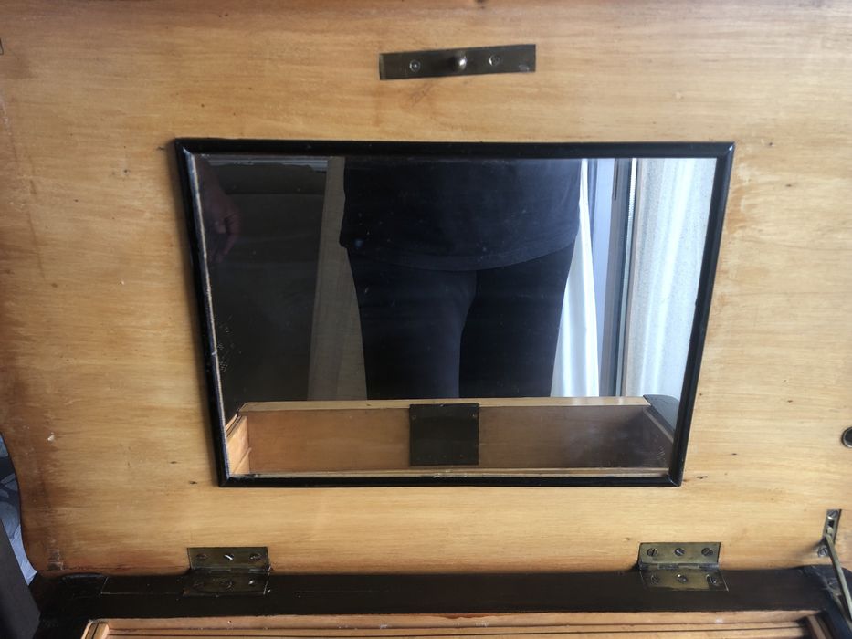 Mesa costureira antiga