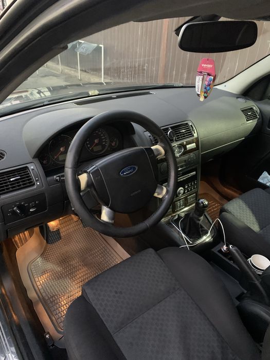 Продам Ford Mondeo