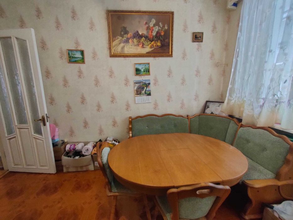 Продам 4кк в Котеджному будинку з гаражем