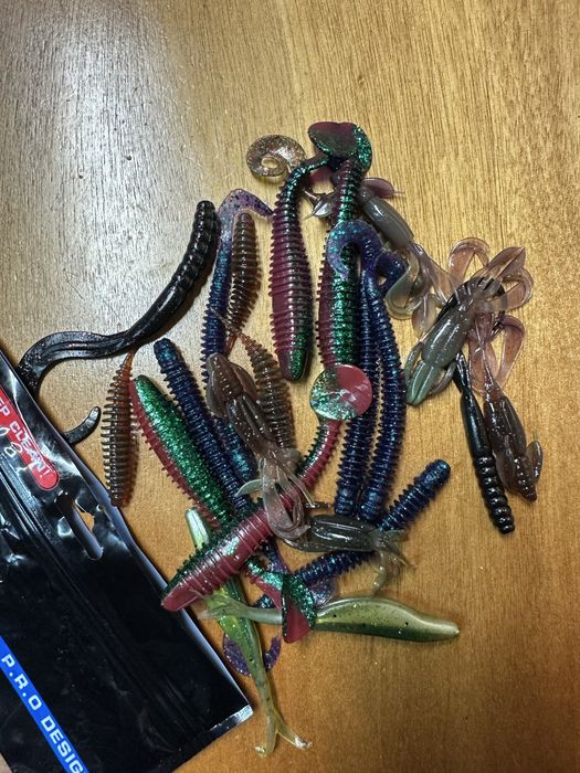 Cana de pesca 2.10 + Carreto + Amostras