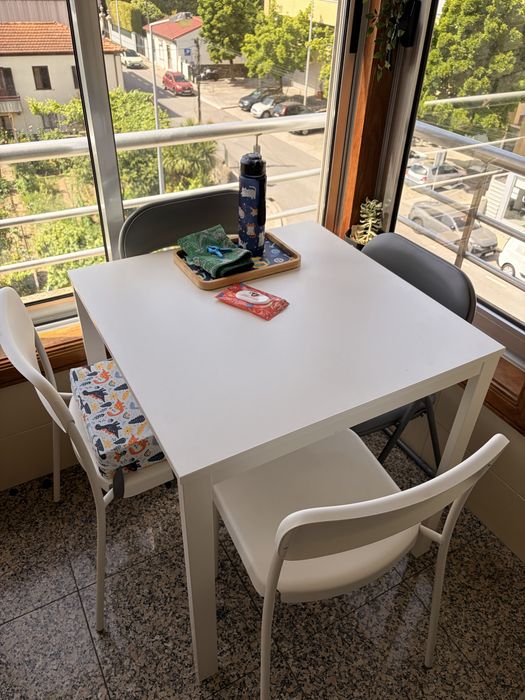 Mesas vihals ikea redonda e quadrada