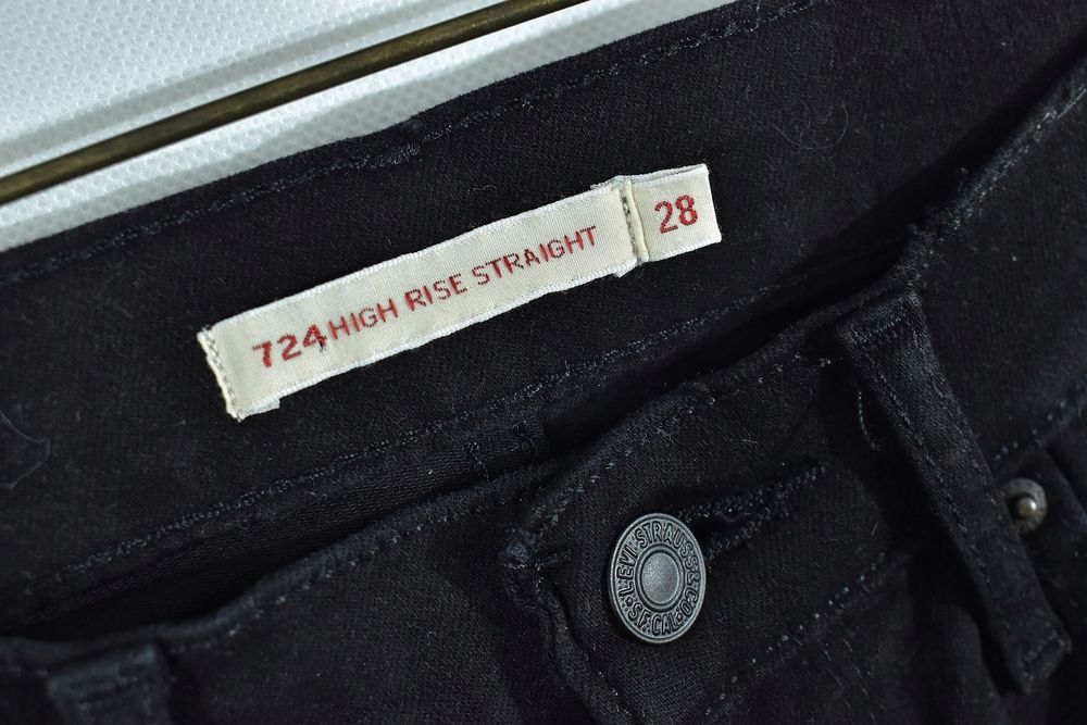 Levis 724 High Rise Straight Jeansy W28 L32
