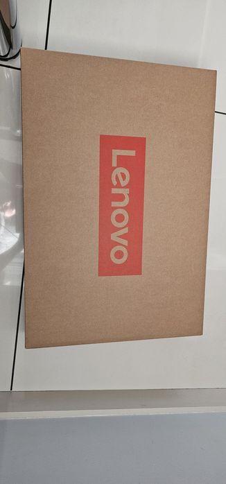 Nowy laptop Lenovo i5 1TB z gwarancją