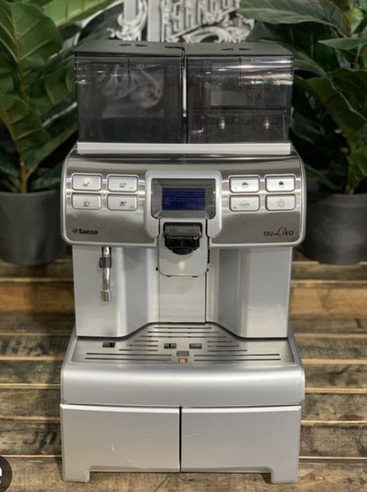 Máquina de Café Saeco Praticamente Nova
