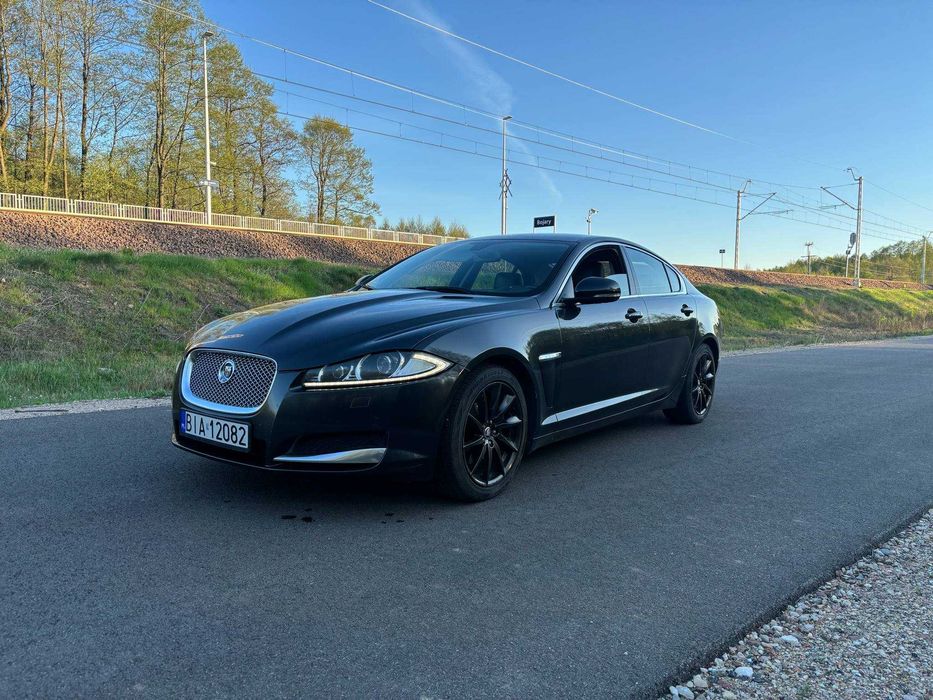 Jaguar XF 3.0 Diesel 241ps