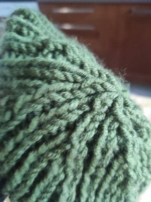 Czapka wełniana damska