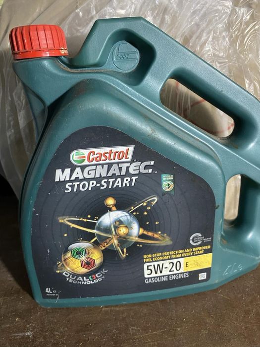 моторне масло Castrol 5W-20 E magnatec stop-start