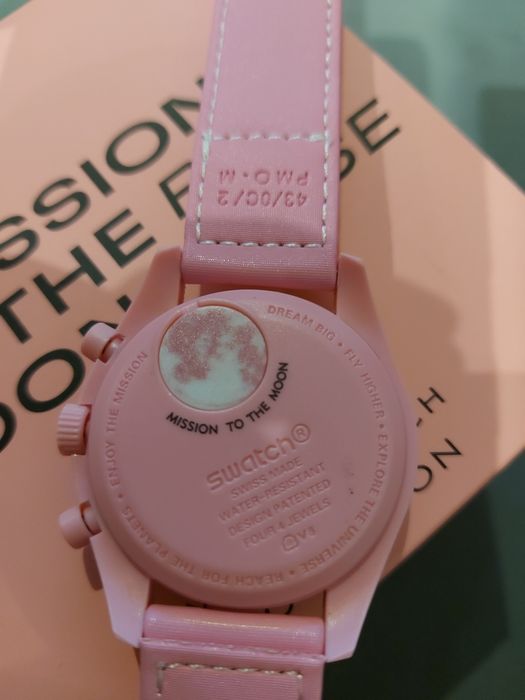 Swatch omega Moonphase rosa