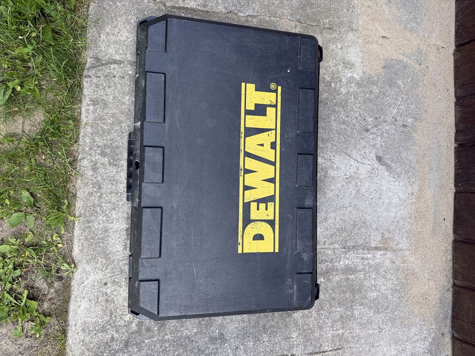 Dewalt dc223 mlotowiertarka
