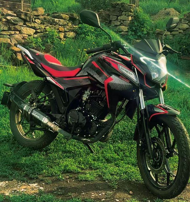 Продам мотоцикл Spark200r16