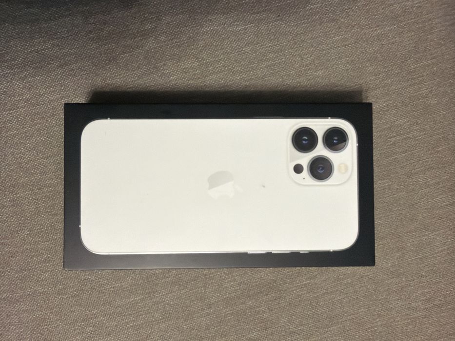 Продам Iphone 13 Pro Max