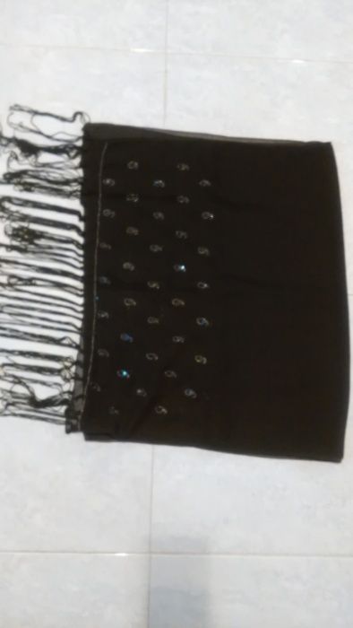 Écharpe Castanha com lantejoulas