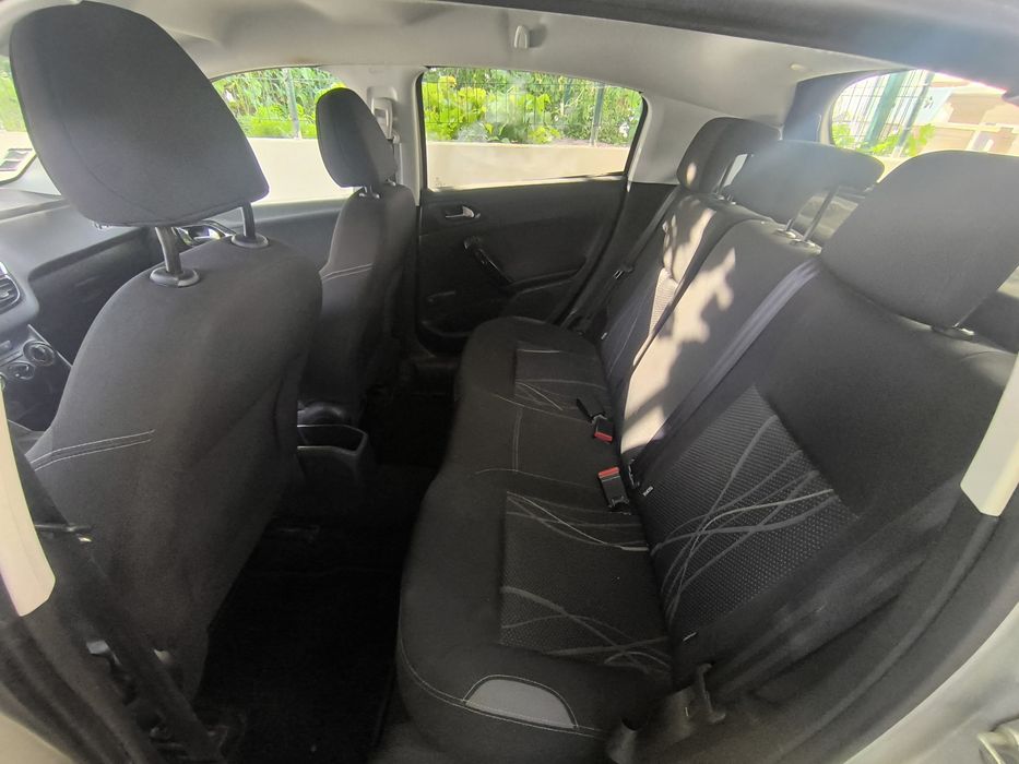 Peugeot 208 HDI 1,4 2014