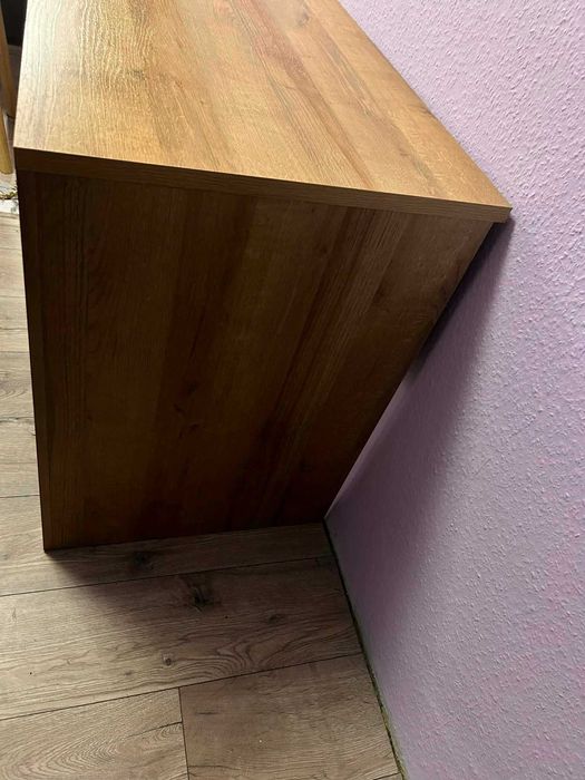 Biurko z szafką i szufladą