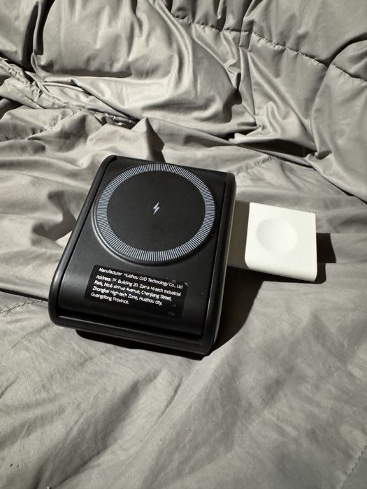 Беспроводная зарядка 3в1, с светильником.