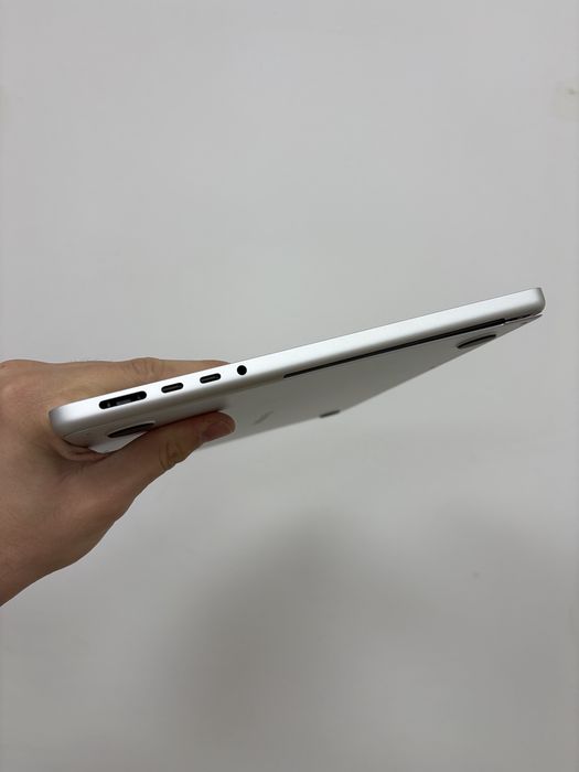 MacBook Pro 14” A3401 M4PRO/M4MAX (2024) Топ Кейс / Top Case Silver