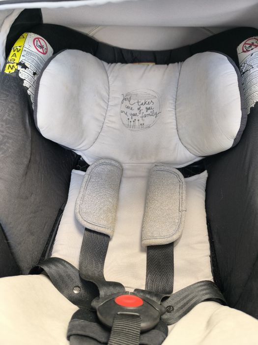 Conjunto: Base Isofix Jane + Cadeira Auto (Ovo) 0+ (oferta chapéu)