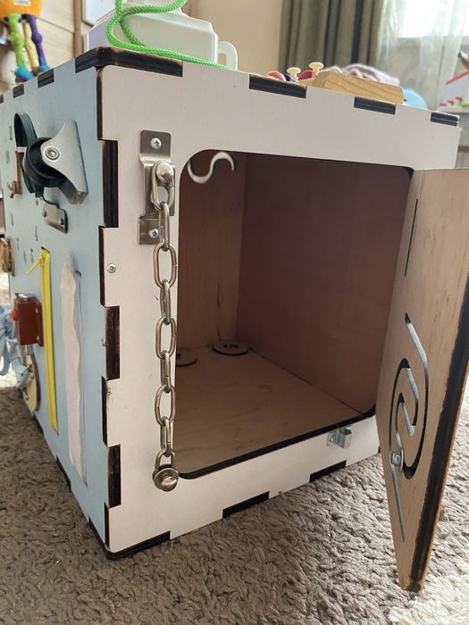 Бізікуб 30*30*30