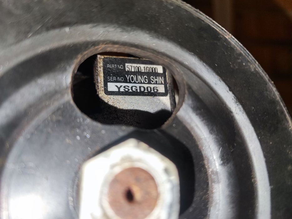 Насос гур Hyundai KIA 57100 1G000