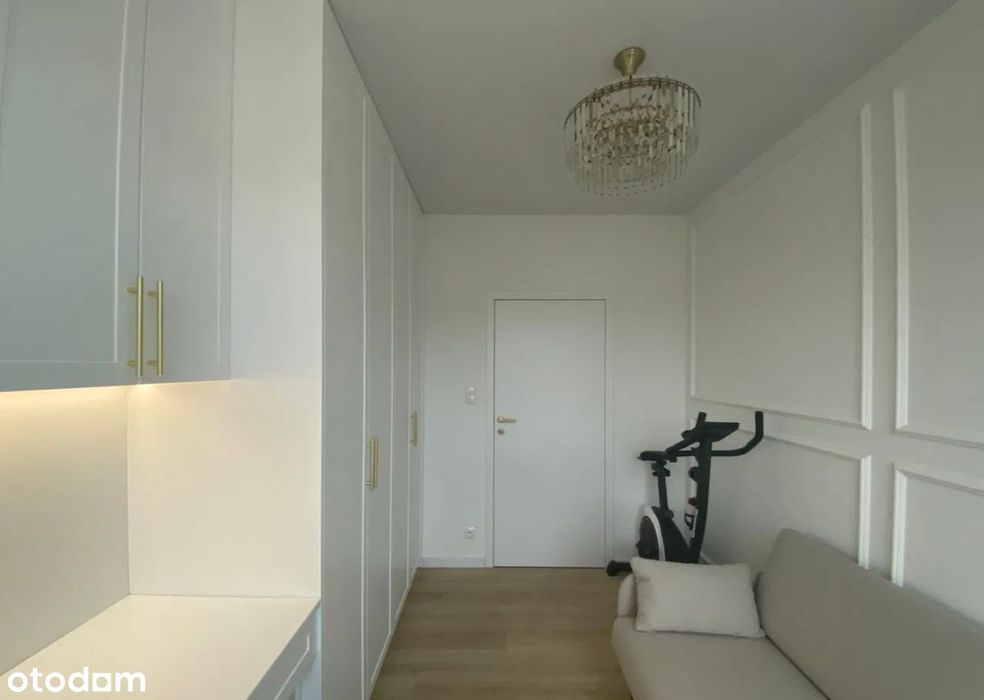 Gotowe 3 Pokoje + Garaż/Boks + 15Min Do Centrum + Garaż/Boks