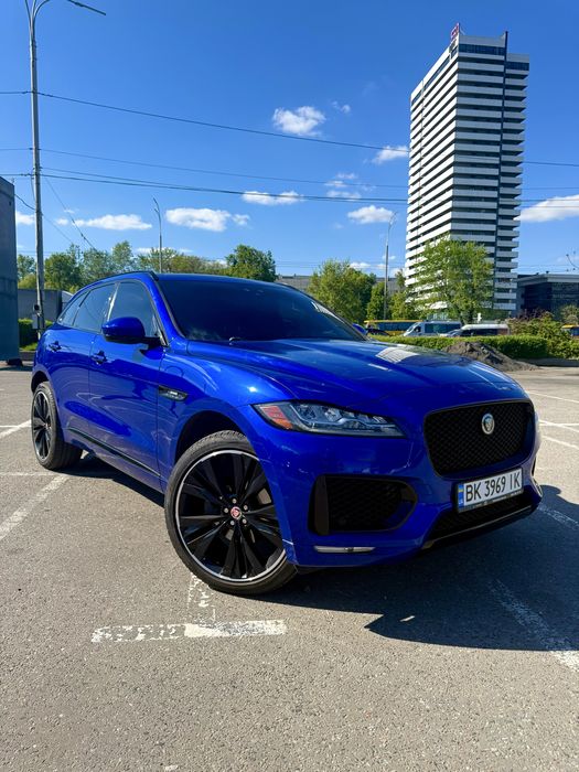 Продам Jaguar F-pace 2019
