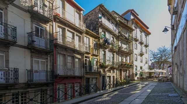 Aluguer Apartamento T0 junto à Ribeira do Porto