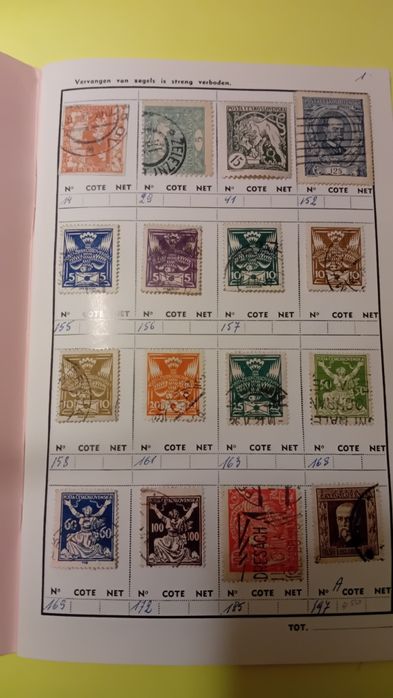 Znaczki Czechosłowacji 16 stron ze znaczkami Cena za całość