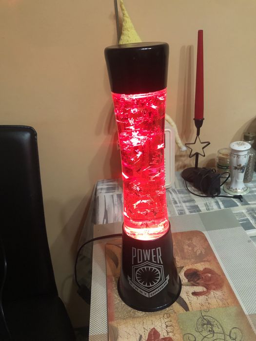 Лампа лавовая красная