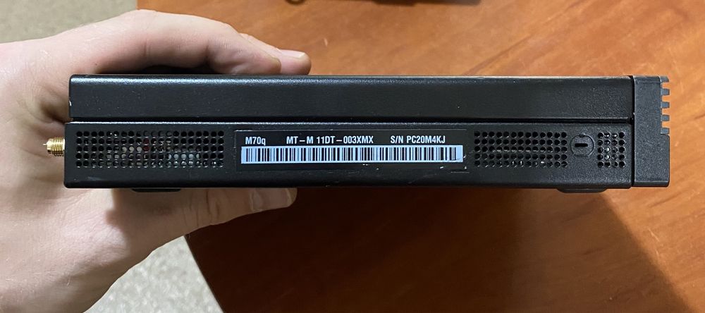 Lenovo ThinkCentre M70q Tiny PC Mini I5 10e Gen 256Go SSD 8Go RAM Win11 Pro
