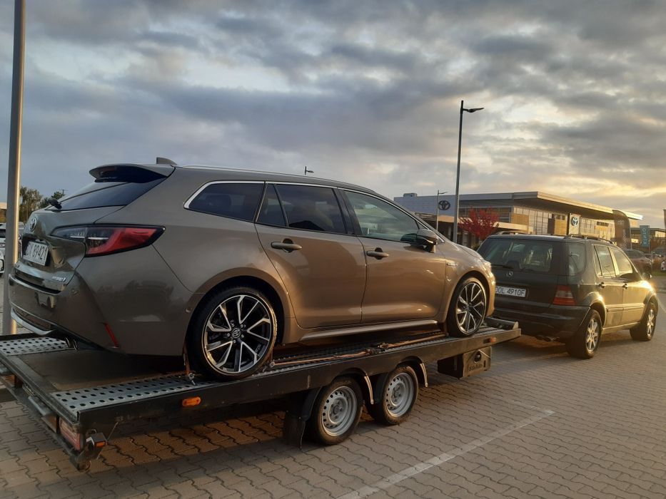 Pomoc drogowa autolaweta transport aut Europa - Polska holowanie laweta z niemiec