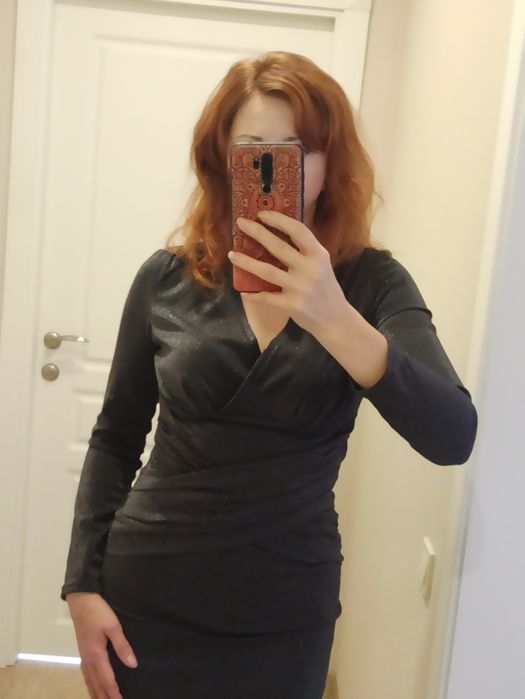 Продам новое платье