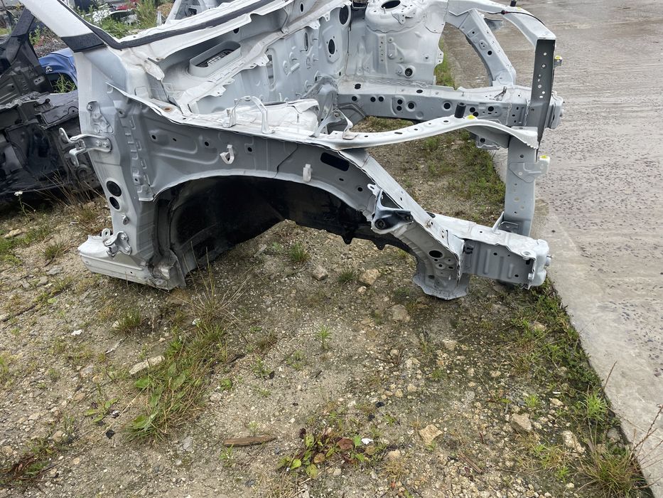 Ланжерони передні toyota Rav4 2019-2023 панель установочна