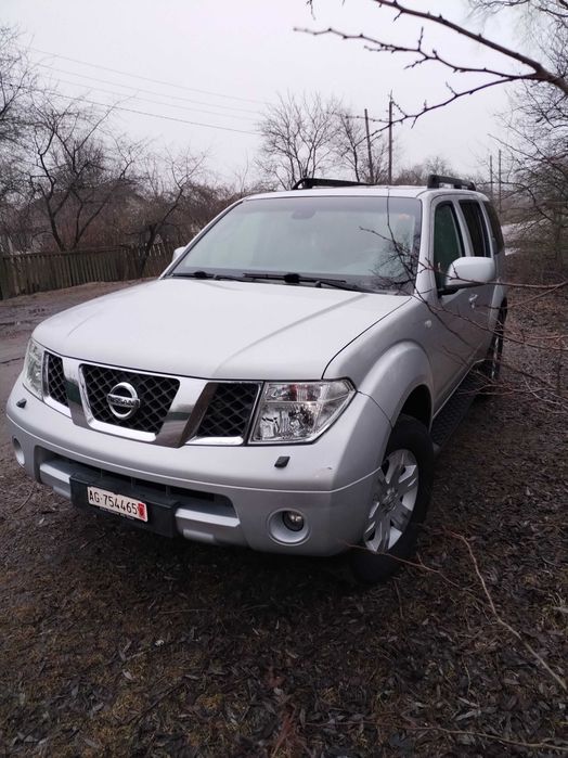Nissan pathfinder