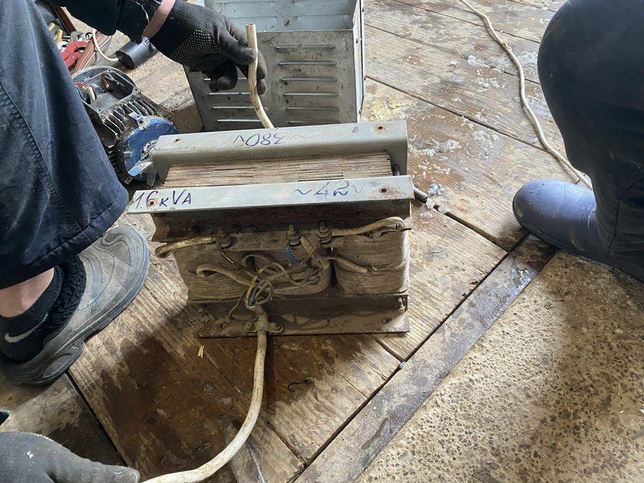 Електро мотори-вібро мотори