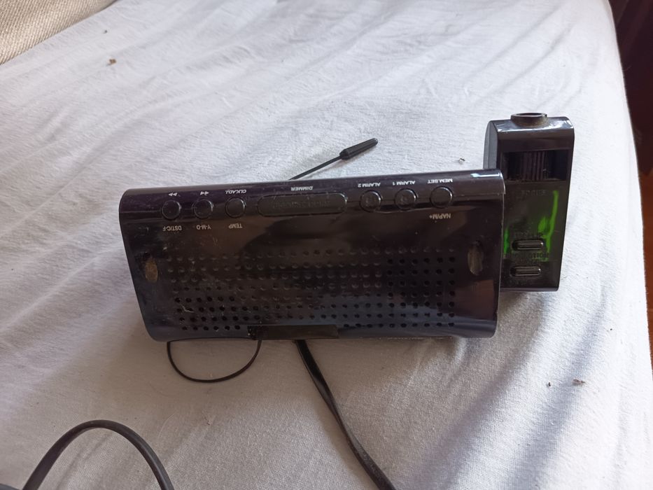 Relógio digital com sensor de teto com alarme e Rádio