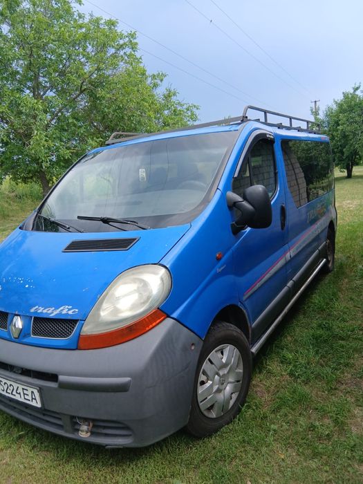 Продам  рено трафік