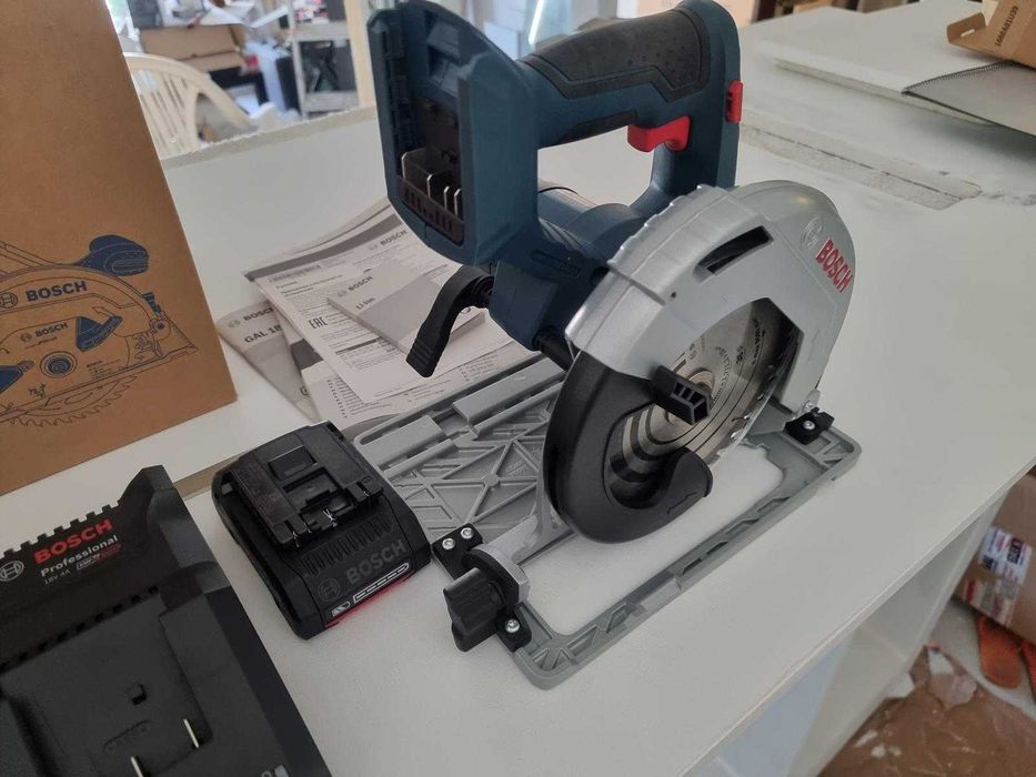 Serra Circular Bosch kit GKS 18V-57 G Professional