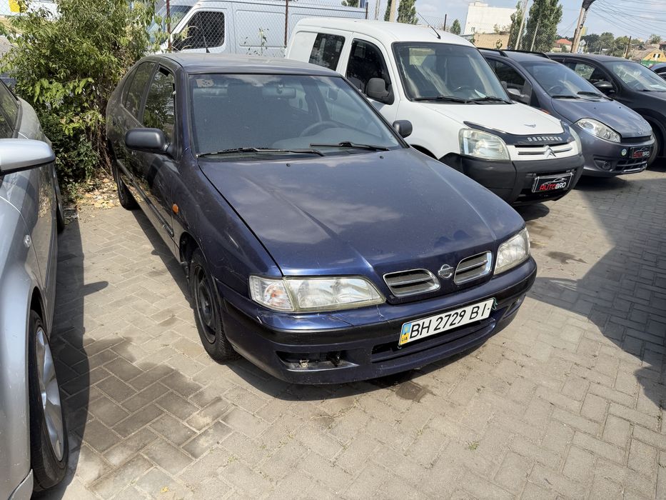 Ниссан примера 2.0 Автомат