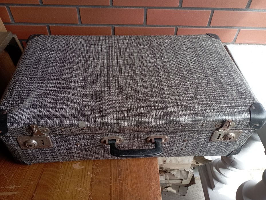Walizka kufer stara