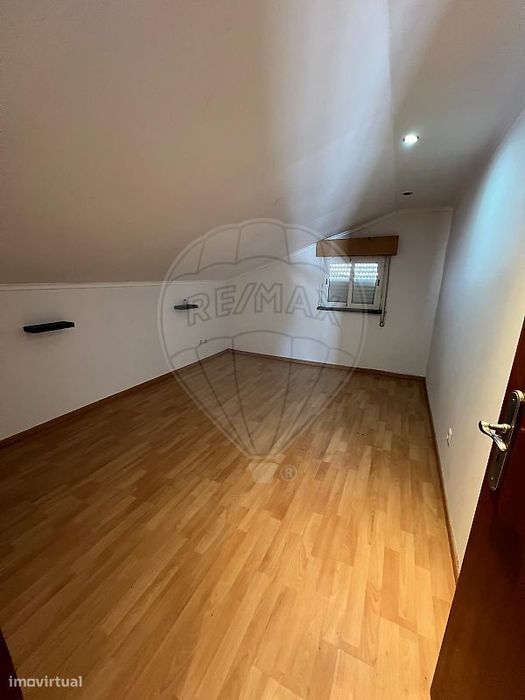 Apartamento T4 para venda