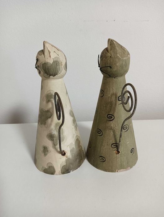 Estatuetas de Gatos