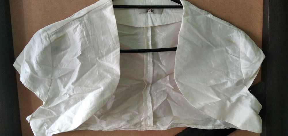 Suknia ślubna w kolorze ecru, rozm. 42