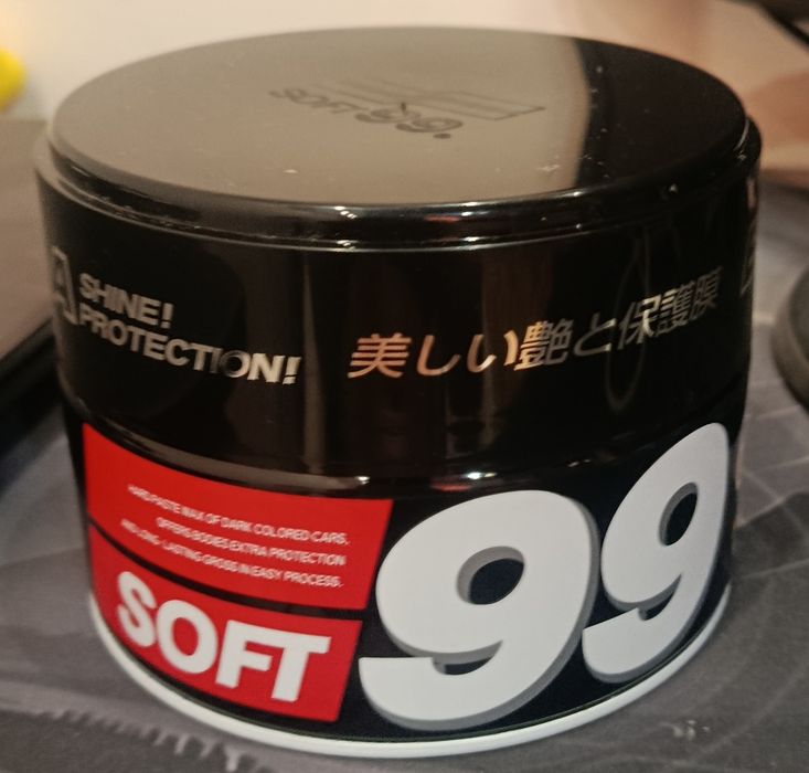 SOFT99 Extra Hard Paste Wax (300 г) для темних авто