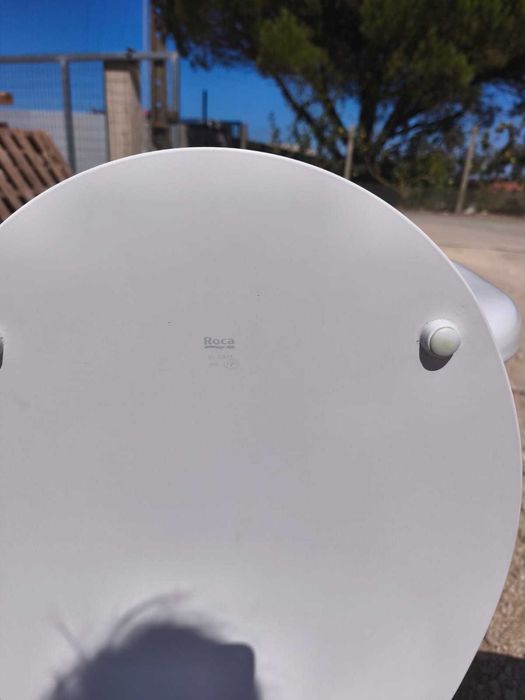 Conjunto Sanita + Bidé Roca | 85€ | Ideal para Garagem, Anexo ou Casa de Banho