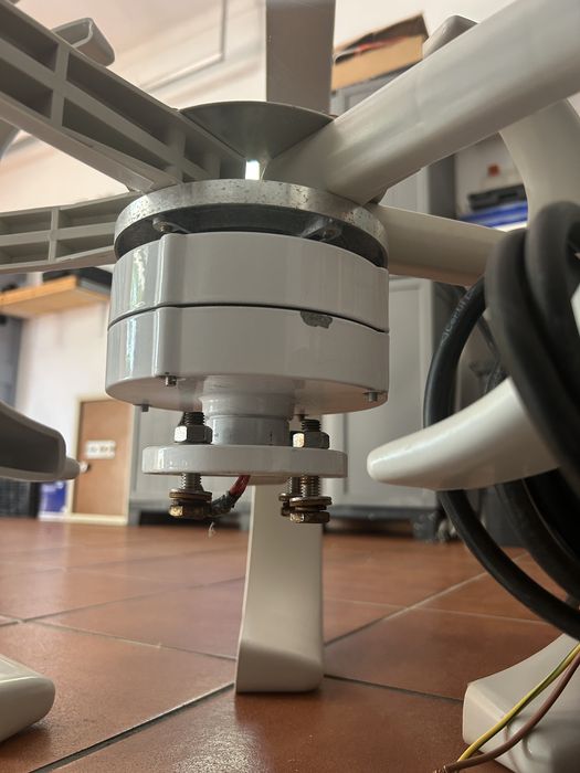 Aerogerador - Turbina eólica de 5000w - 48v