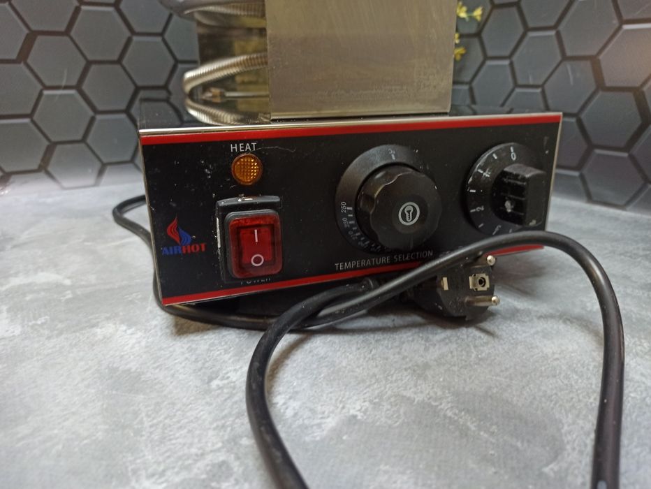 Вафельниця гонконгська Airhot WB-HK1