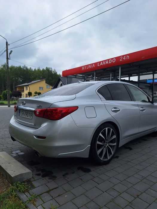 Infiniti Q50 3.7